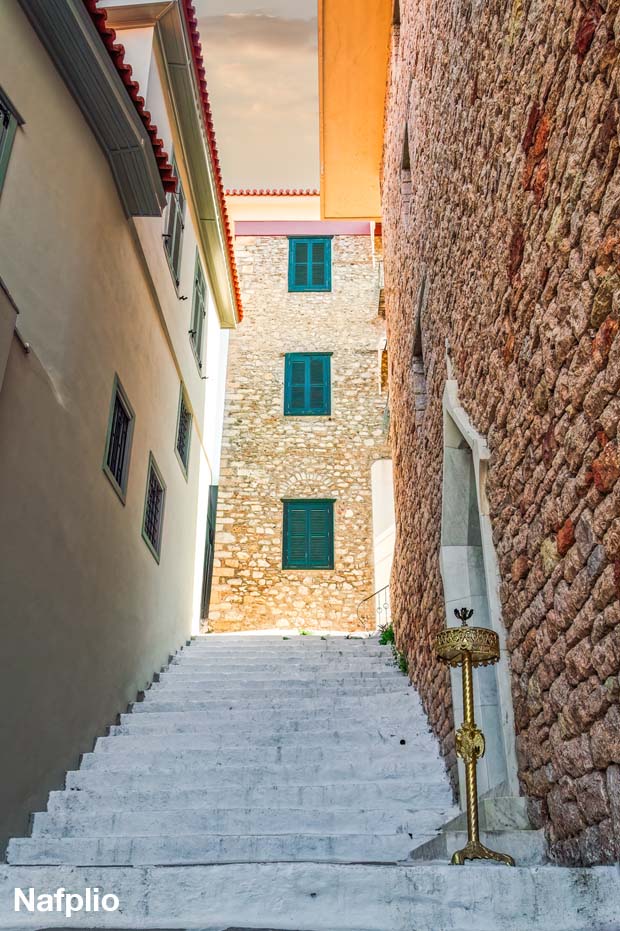 White washed steps in Naflio